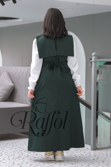 مريول متوسط زيتي بطبقة صدر أمامية