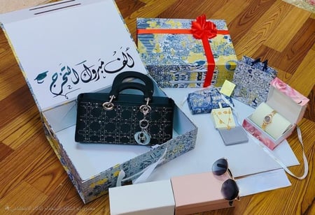 افكار هدايا تخرج بنات بسيطة وغير مكلفة