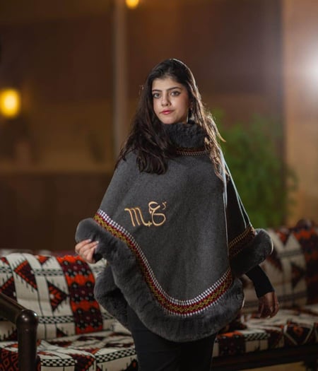 وشاح حريمي شتوي