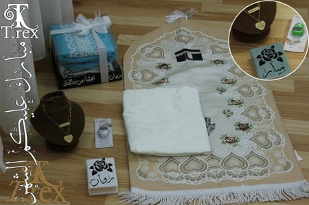 طقم صلاة بناتي ماركة