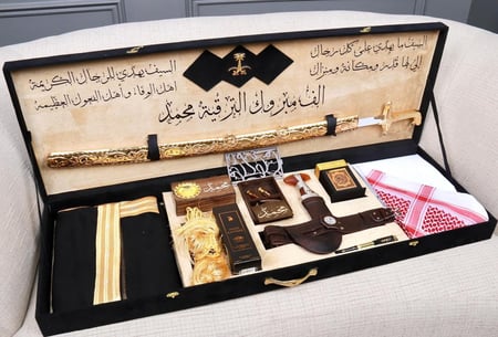 هدايا ترقية للزوج أفكار هدايا تقاعد فخمة