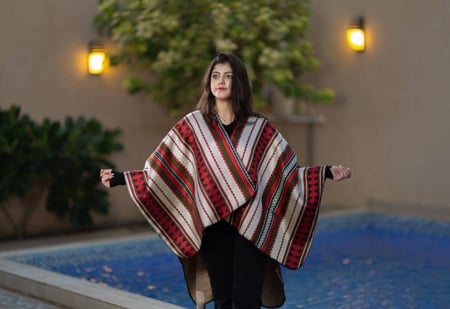 شالات دبل فيس للنساء