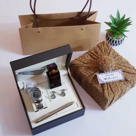 تنسيق هدايا العيد