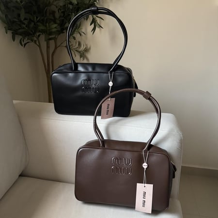 Miumiu- Long handle M
