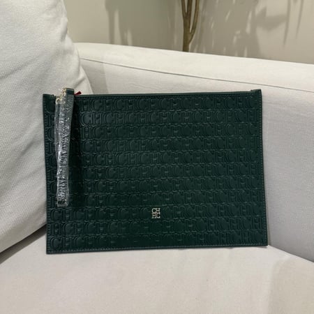 CH-Pouch 34