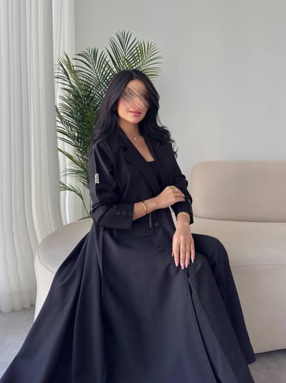 عبايه رقم 850 / القماش كتان مبطن / القصه بليزر مبطنه بالكامل من داخل
