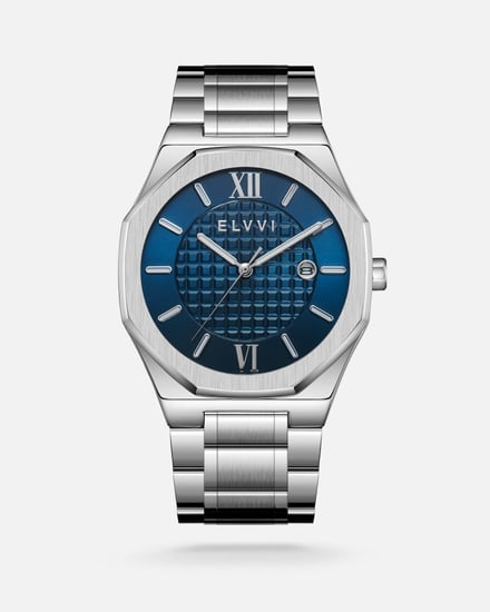 ساعة رجالية باللون الفضي