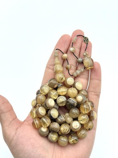 سبحة جلد الذيب