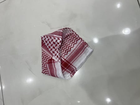 مريلة شماغ مواليد