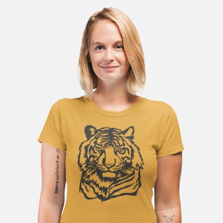 تي شيرت نمر T-Shirt