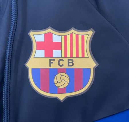 جاكيت برشلونه2024-25