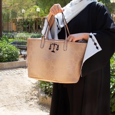 شوبيق باق..عدة الوان