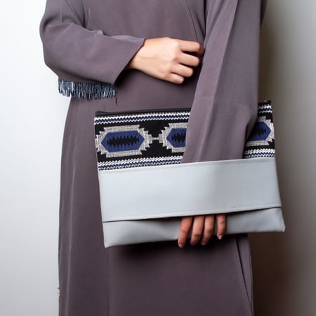 باوتش بزخرفة