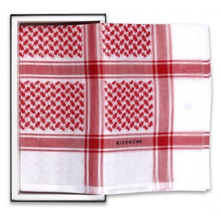 شماغ جيفنشي كلاسيك