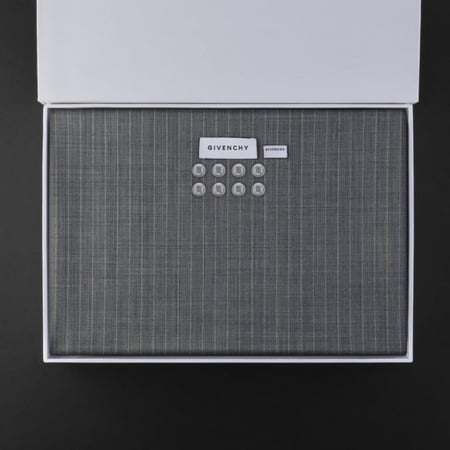 قماش جيفنشي صوف