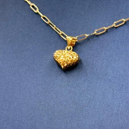 عقد قلب ذهب عيار 18
