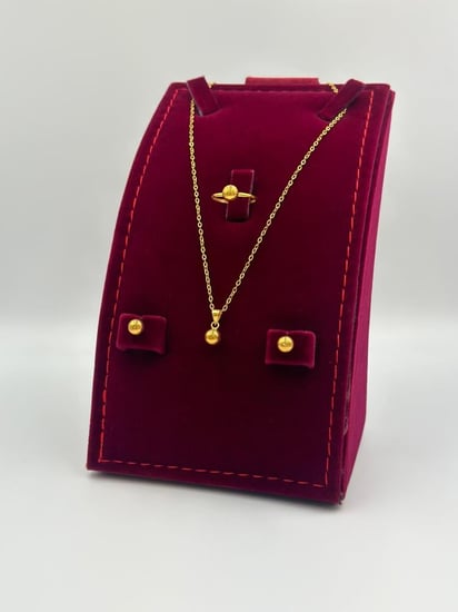 SET 18K - طقم عيار 18