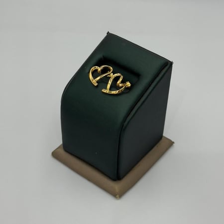 حلق قلب ذهب عيار 18