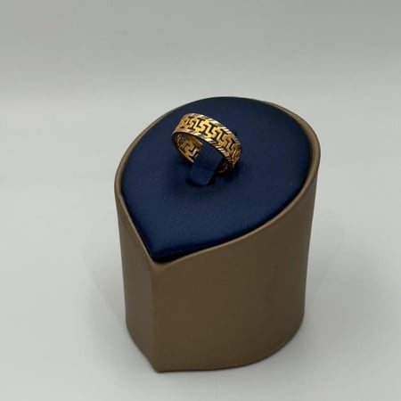 دبلة تصميم عالمي ذهب عيار 18