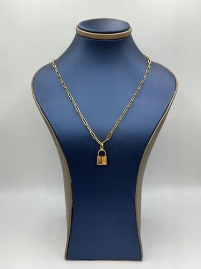 Necklaces 18K