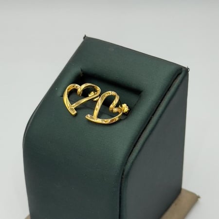 حلق قلب ذهب عيار 18