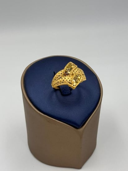 خاتم ذهب عيار 18