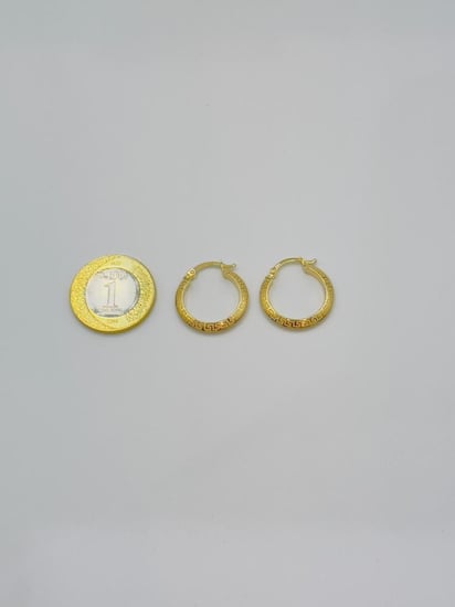 حلق ذهب منقوش عيار 18 - مجوهرات قصر المدينة للذهب - الدمام