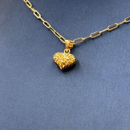 عقد قلب ذهب عيار 18