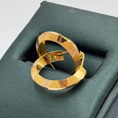 حلق ذهب عيار 21