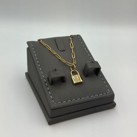Necklaces 18K
