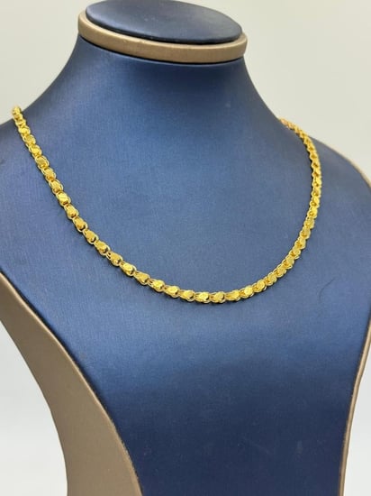 سلسال حلبي عيار 18