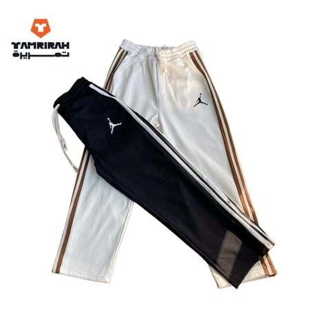 بنطلون رياضي جوردان مخطط جانبي باللونين الأسود والأبيض