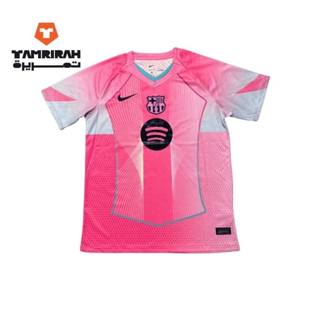 تيشيرت برشلونة وردي بتصميم عصري لموسم 2024