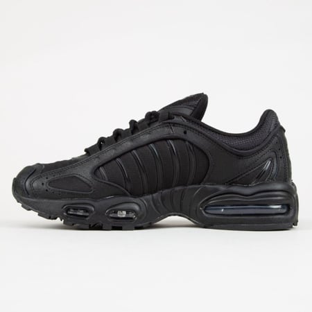 نايك اير ماكس بلس Nike Air Max
