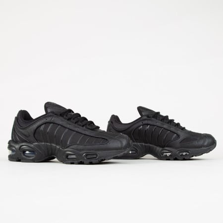 نايك اير ماكس بلس Nike Air Max