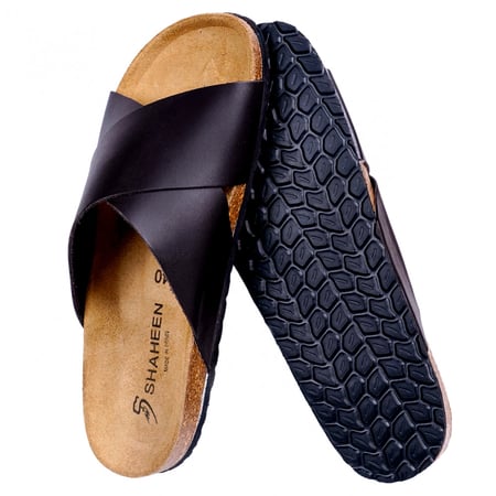 سكيني SKINNY  - حذاء شاهين فيجو 2022 أسود أرضية مايكرو من شاهين