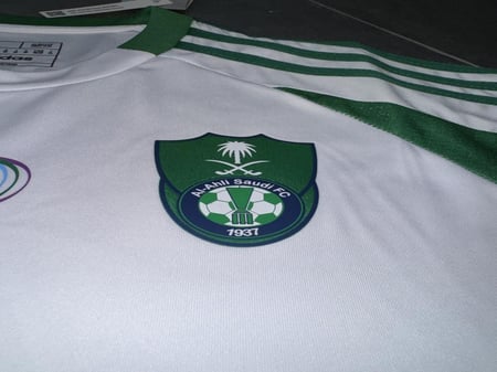 تيشيرت الأهلي الابيض الدوري