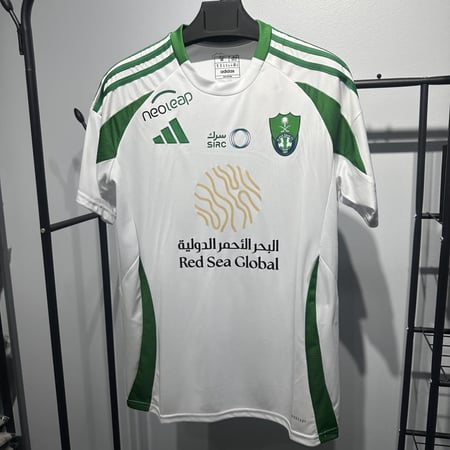 تيشيرت الأهلي الابيض الدوري