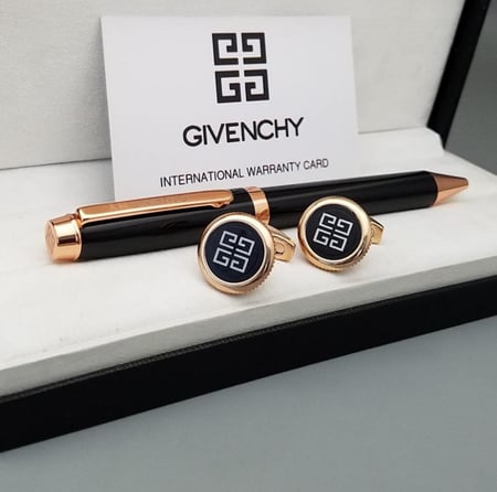 العرض البلاتيني من جيفنشي F31