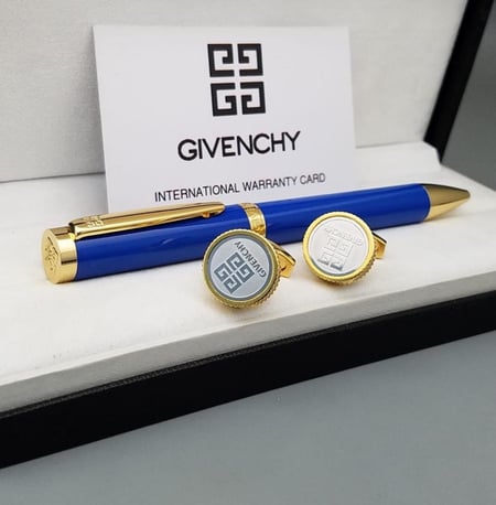 العرض البلاتيني من جيفنشي F31