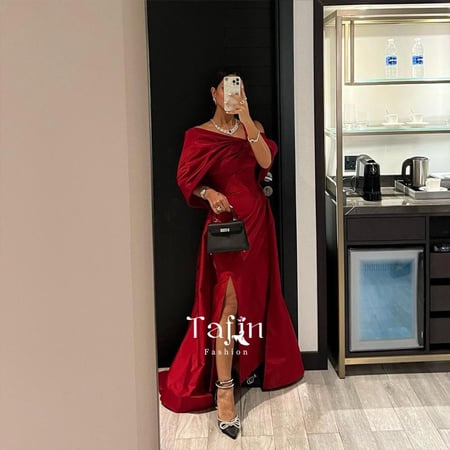 فستان سهرة احمر