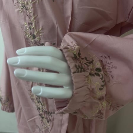 شرشف صلاة نسائي قطن مطرز (مرد-لف)