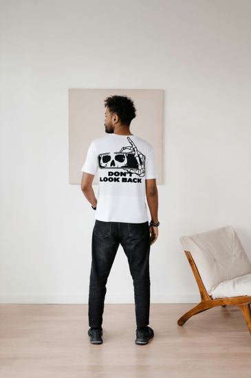 تيشرت DONT LOOK BACK