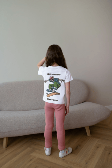 تيشرت stope dreaming