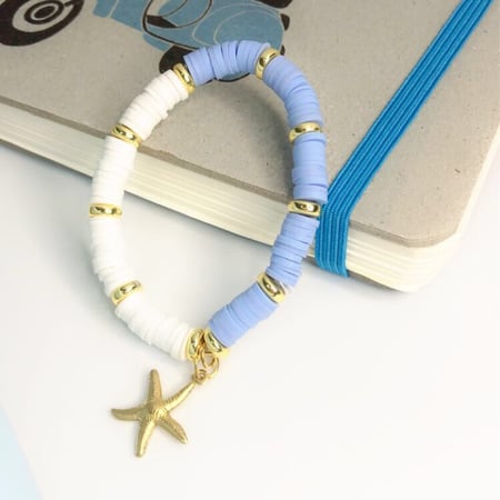 اساور ملونه