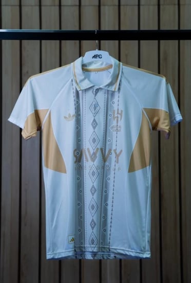 تيشرت الهلال بتصميم أنيق