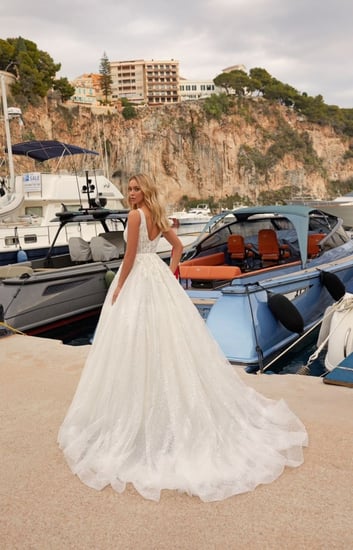 فستان زفاف أوربي من قماش الدانتيل مودا بيلا