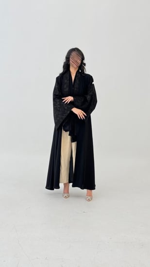 بلاك بيري مع أكمام كتان