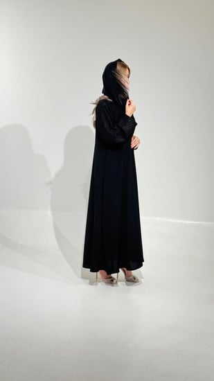 ملكي مع اكمام شاكيرا