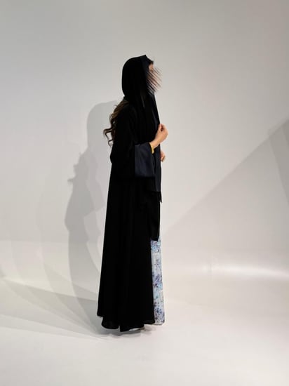 إنترنت مع أكمام سواره جاكار كحلي